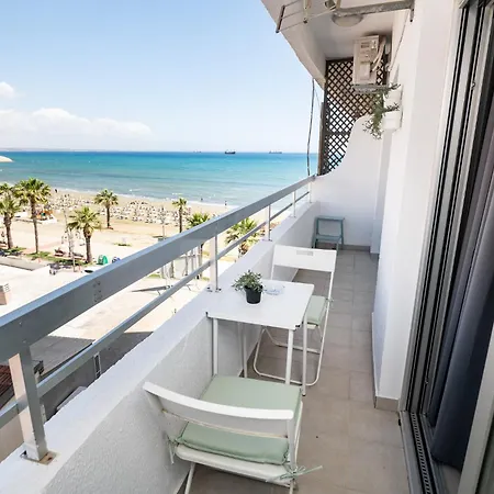 Quattro Beachfront Sea View Ap 34 דירה לרנקה
