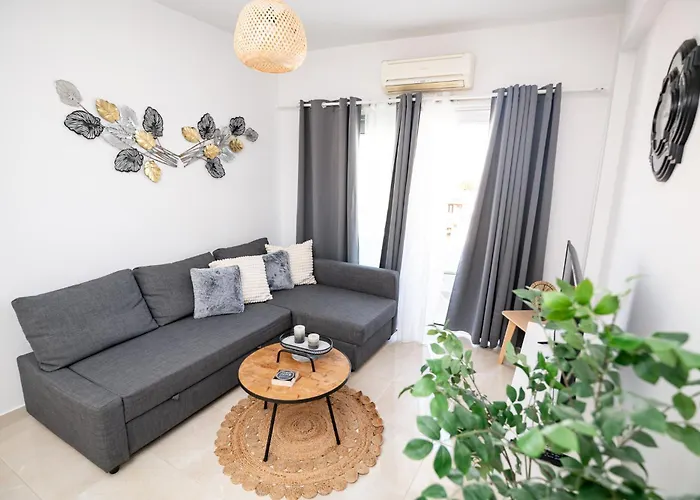 Quattro Beachfront Sea View Ap 34 *