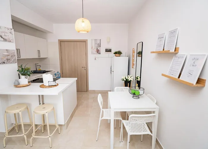 Quattro Beachfront Sea View Ap 34 *