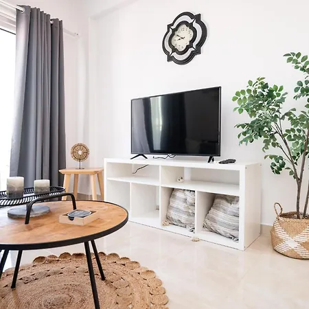 Quattro Beachfront Sea View Ap 34 Apartment